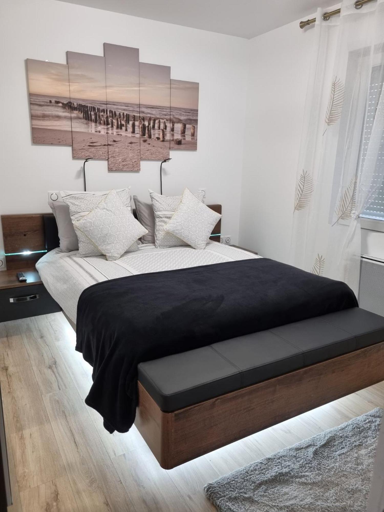 Apparts Hôtel du Sillon Pleubian Chambre photo